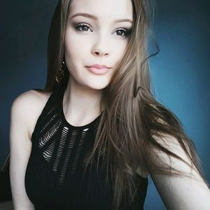 Meet your Posher, Kaitlyn